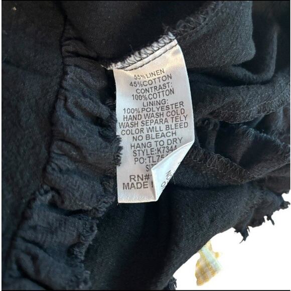 Embroidered Black Boho Blouse Women SZ Medium Bell Sleeves Cotton Blend Umgee - Picture 6 of 7